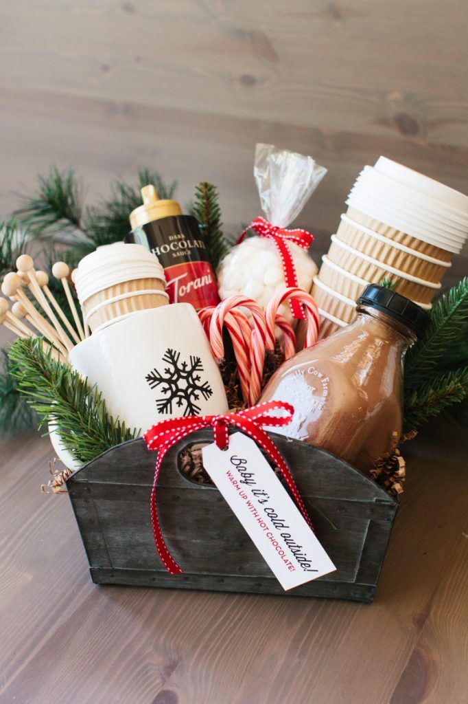 How to Make Easy DIY Gift Baskets for the Holidays - A Helicopter Mom