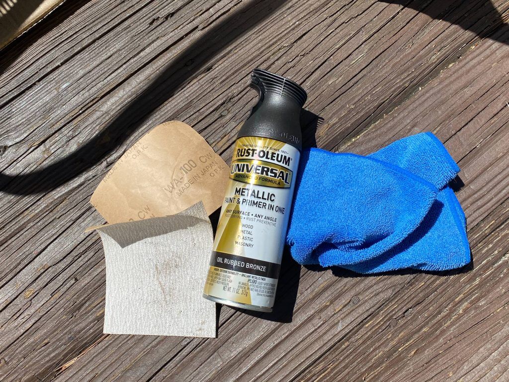 How to Spray Paint DoorKnobs Oil Rubbed Bronze ( 7 simple steps